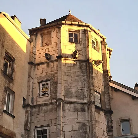La Tour - Au Coeur De Lägenhet Langres