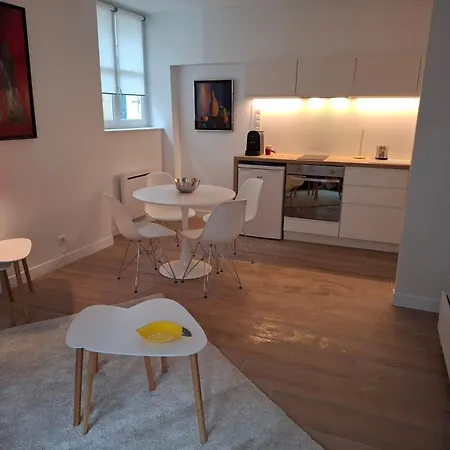 La Tour - Au Coeur De * Langres